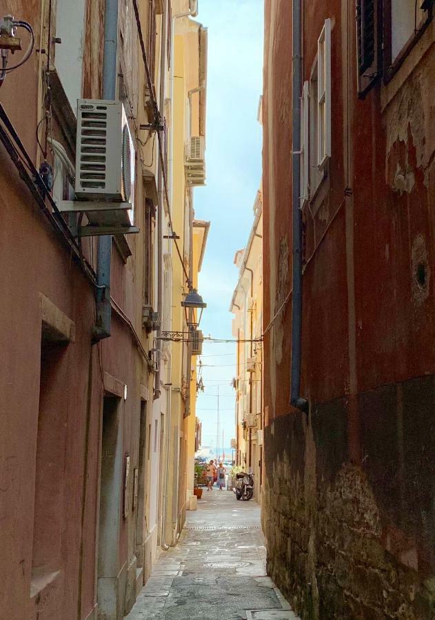 Devi-Piran Apartment Exterior photo